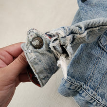 Load image into Gallery viewer, Vintage Levi's Flannel Lined Distressed Jean Jacket Orange Tab 4t