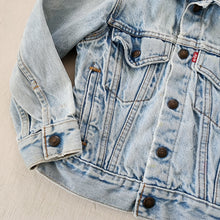 Load image into Gallery viewer, Vintage Levi's Light Wash Jean Jacket 5t