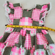 Load image into Gallery viewer, Vintage 60s/70s Patchwork Floral Dress kids 6 *flaw