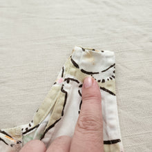 Load image into Gallery viewer, Vintage Bunny + Carrots Dress kids 6 *flaw