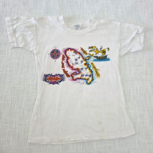Load image into Gallery viewer, Vintage Isle De La Martinique Tee 5t