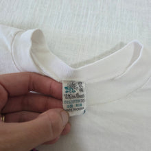 Load image into Gallery viewer, Vintage Isle De La Martinique Tee 5t