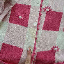 Load image into Gallery viewer, Vintage Pink Checkerboard Floral Knit Sweater 5t/6