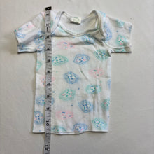 Load image into Gallery viewer, Vintage Healthtex Giraffes Baby Shirt 0-3 months
