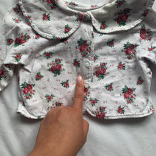 Load image into Gallery viewer, Vintage Floral Oversized Collar Long Sleeve 6 months
