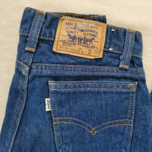 Load image into Gallery viewer, Vintage Levi&#39;s jeans white tab kids 14 petite 26 inch waist
