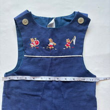Load image into Gallery viewer, Vintage Musical Bear Jon Jon 2t/3t

