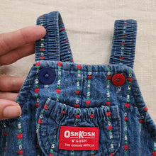 Load image into Gallery viewer, Vintage Oshkosh Spellout Footed Overalls 6-9 months
