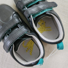 Load image into Gallery viewer, Ten Little Asphalt Grey Shoes toddler 9
