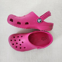 Load image into Gallery viewer, Crocs Hot Pink Shoes toddler 11
