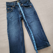 Load image into Gallery viewer, Vintage Levi&#39;s 569 Fit Jeans 4t
