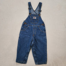 Load image into Gallery viewer, Vintage Levi&#39;s Jean Overalls 2t/3t
