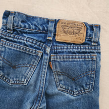 Load image into Gallery viewer, Vintage Levi&#39;s Darker Wash Jeans Orange Tab kids 6 SLIM
