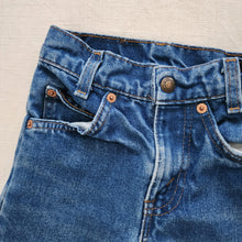 Load image into Gallery viewer, Vintage Levi&#39;s Darker Wash Jeans Orange Tab kids 6 SLIM
