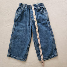 Load image into Gallery viewer, Vintage Oshkosh Jeans 18 months
