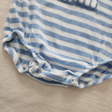 Load image into Gallery viewer, Vintage Carter&#39;s Giraffe Striped Romper 6-9 months
