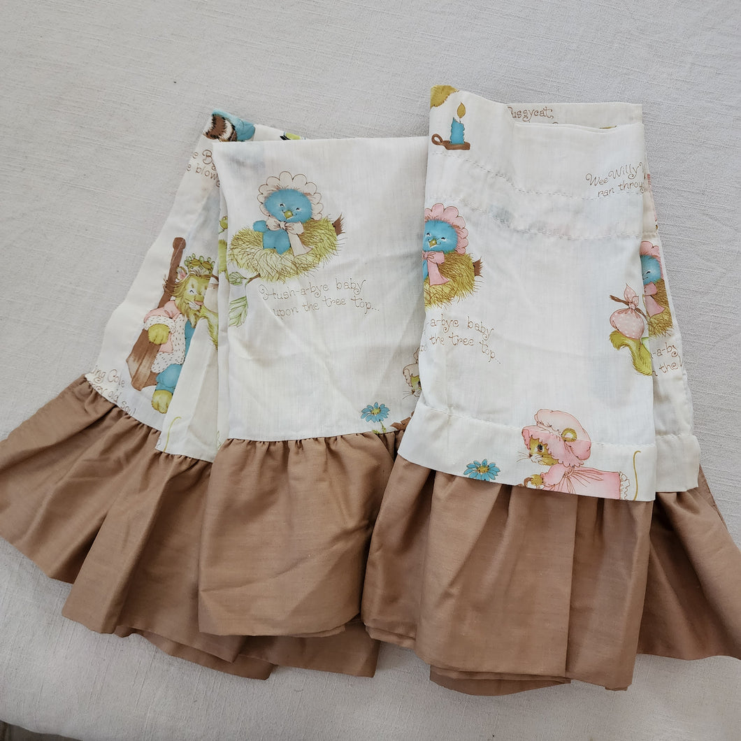 Vintage Nursery Rhyme Curtain Set