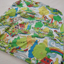 Load image into Gallery viewer, Vintage 70s Flat + Fitted Sheet + Pillowcase Set

