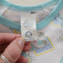 Load image into Gallery viewer, Vintage Gerber Puppy PJs 9-12 months
