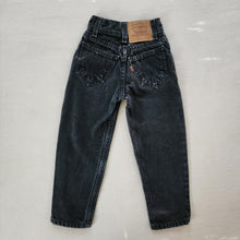 Load image into Gallery viewer, Vintage Levi&#39;s Black 550 Fit Jeans Orange Tab 4t SLIM

