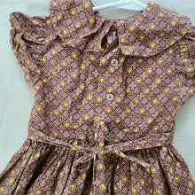 Load image into Gallery viewer, Vintage Neutral Pattern Dress 4t
