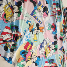 Load image into Gallery viewer, Vintage Minnie Mouse Twin Bed Fitted Sheet
