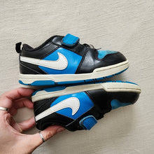 Load image into Gallery viewer, Nike Blue/Black Shoes toddler 10
