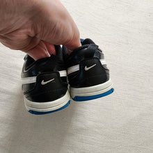 Load image into Gallery viewer, Nike Blue/Black Shoes toddler 10
