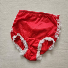 Load image into Gallery viewer, Vintage Ref Frilly Bloomers 6-12 months

