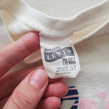 Load image into Gallery viewer, Vintage Levi&#39;s Long Sleeve 3t
