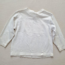 Load image into Gallery viewer, Vintage Levi&#39;s Long Sleeve 3t
