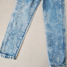 Load image into Gallery viewer, Vintage Brittania Cloudy Acid Jeans kids 10
