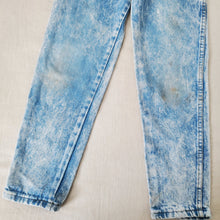 Load image into Gallery viewer, Vintage Brittania Cloudy Acid Jeans kids 10
