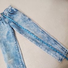 Load image into Gallery viewer, Vintage Brittania Cloudy Acid Jeans kids 10
