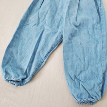 Load image into Gallery viewer, Vintage Girly Jogger Jeans 2t
