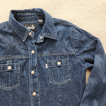 Load image into Gallery viewer, Vintage Levi&#39;s Denim Buttondown kids 10-12
