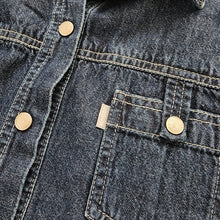 Load image into Gallery viewer, Vintage Levi&#39;s Denim Buttondown kids 10-12
