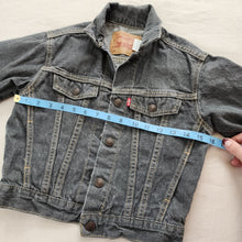 Load image into Gallery viewer, Vintage Levi&#39;s Faded Black Trucker Jacket 5t
