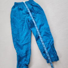 Load image into Gallery viewer, Vintage Blue Windbreaker Pants 5t
