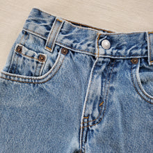 Load image into Gallery viewer, Vintage Levi&#39;s 550 Fit Jeans 3t
