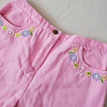 Load image into Gallery viewer, Vintage Pink Floral Embroidered Shorts 5t/6
