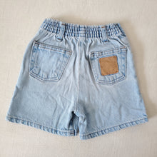 Load image into Gallery viewer, Vintage Liberty Jean Shorts 3t
