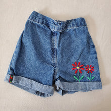 Load image into Gallery viewer, Vintage Flower Jean Shorts kids 6
