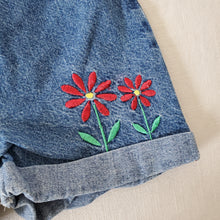 Load image into Gallery viewer, Vintage Flower Jean Shorts kids 6
