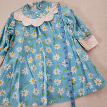 Load image into Gallery viewer, Vintage Mod Daisy Dress 3t/4t
