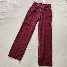 Load image into Gallery viewer, Vintage Levi&#39;s Maroon Cord Pants kids 12/14

