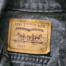 Load image into Gallery viewer, Vintage Levi&#39;s Black Trucker Jacket Orange Tab 4t
