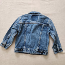 Load image into Gallery viewer, Vintage Levi&#39;s Jean Jacket 3t
