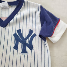 Load image into Gallery viewer, Vintage NY Yankees Baseball Tee 4t/5t
