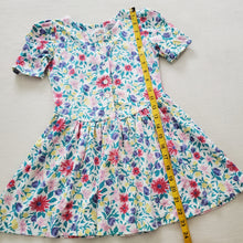 Load image into Gallery viewer, Vintage 90s Floral Comfy Dress 5t/6
